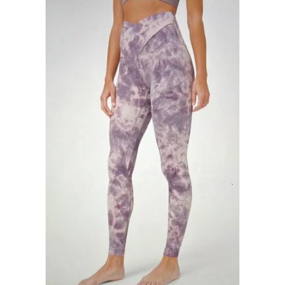 Lululemon Flow Y Bra Nulu & Align SHR CrissCross 28” Legging Purple Set Size 4 - Picture 12 of 13
